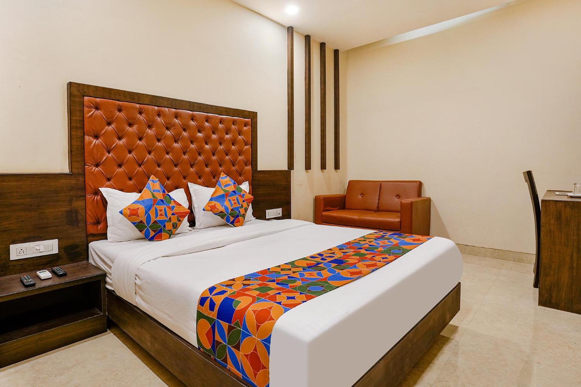 Fabhotel Vertigo Suites - Nr Bkc Mumbai Exterior photo