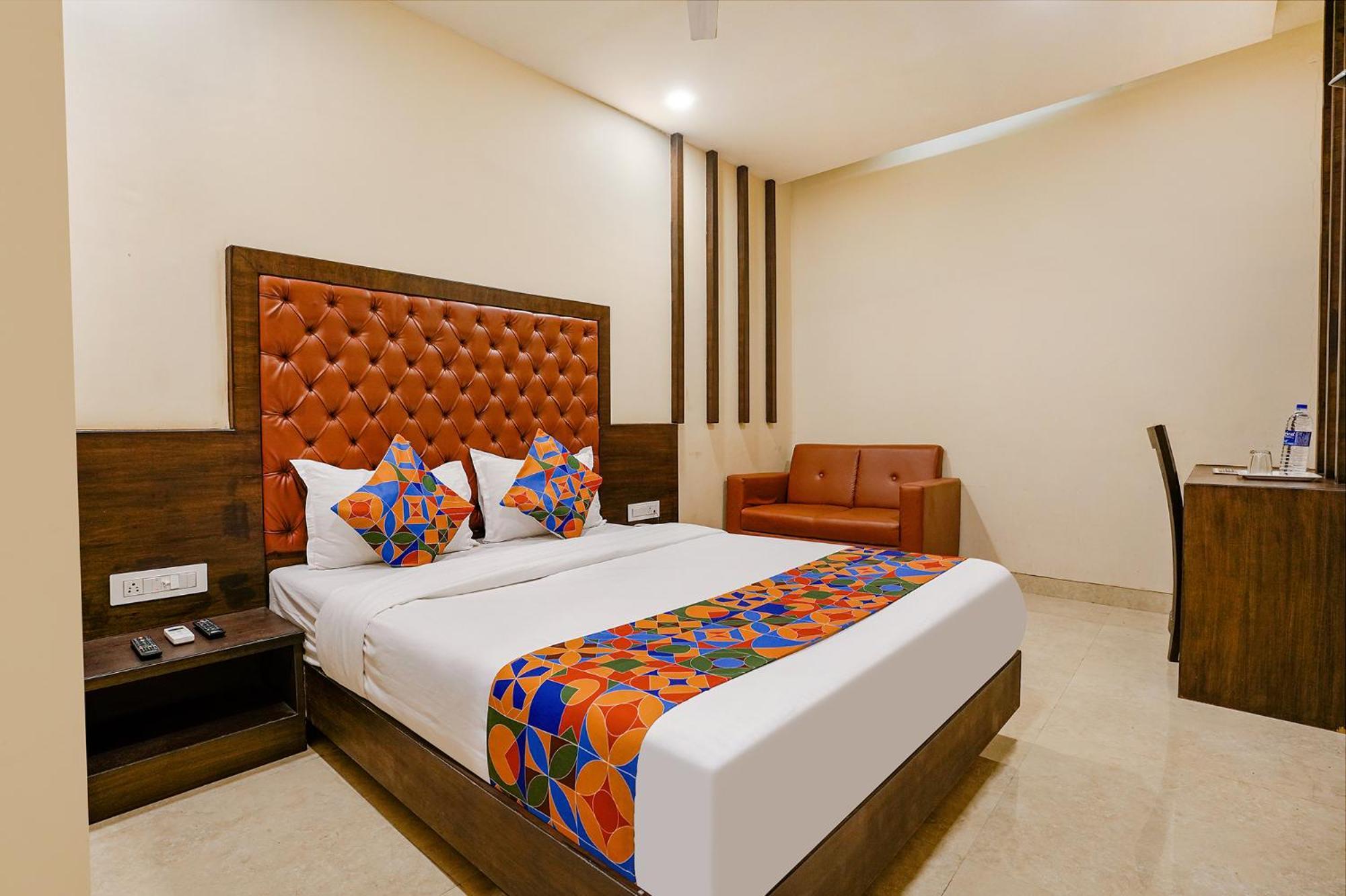 Fabhotel Vertigo Suites - Nr Bkc Mumbai Exterior photo